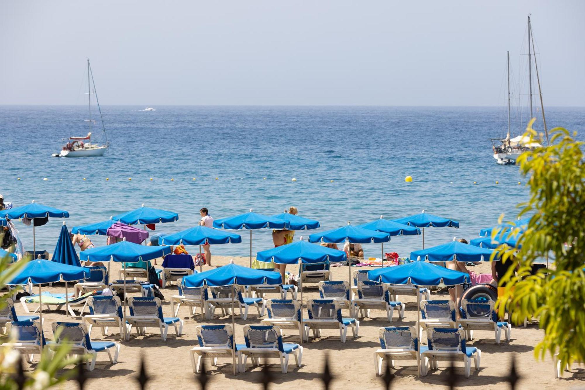 Frontline Playa Las Vistas With Pool, Parking, Sea ロスクリスティアーノス エクステリア 写真