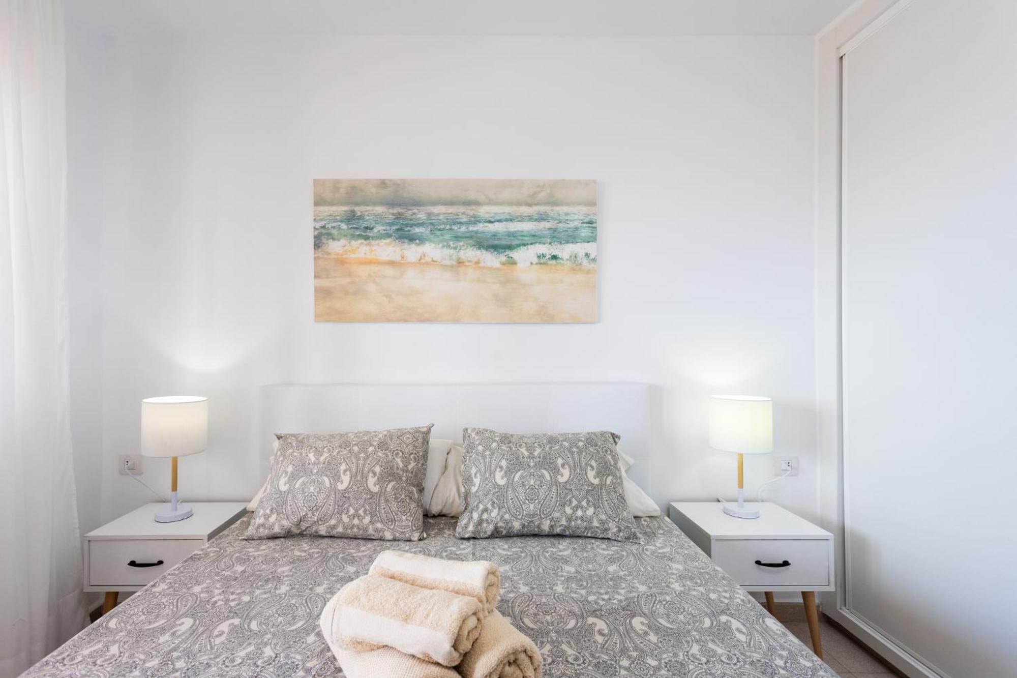 Frontline Playa Las Vistas With Pool, Parking, Sea ロスクリスティアーノス エクステリア 写真