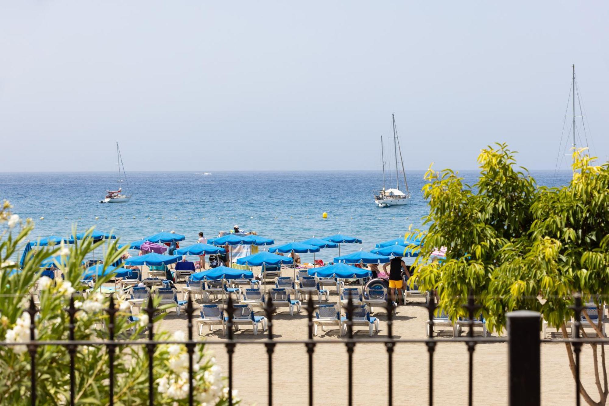 Frontline Playa Las Vistas With Pool, Parking, Sea ロスクリスティアーノス エクステリア 写真
